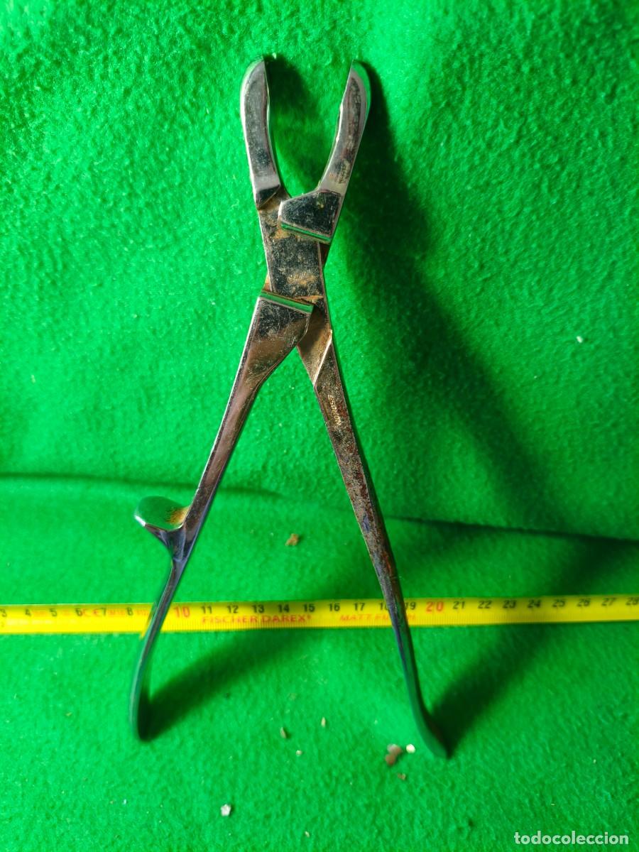 Antig&uuml;edades: CIRUGIA. INSTRUMENTAL QUIRURGICO DE MEDICO CIRUJANO.