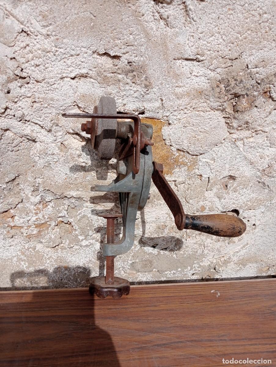 Antig&uuml;edades: ANTIGUO AFILADOR MANUAL DE MESA MARCA KEYCO U.S.A AMOLADORA ,MUELA , IDEAL PARA CUCHILLOS NAVAJAS