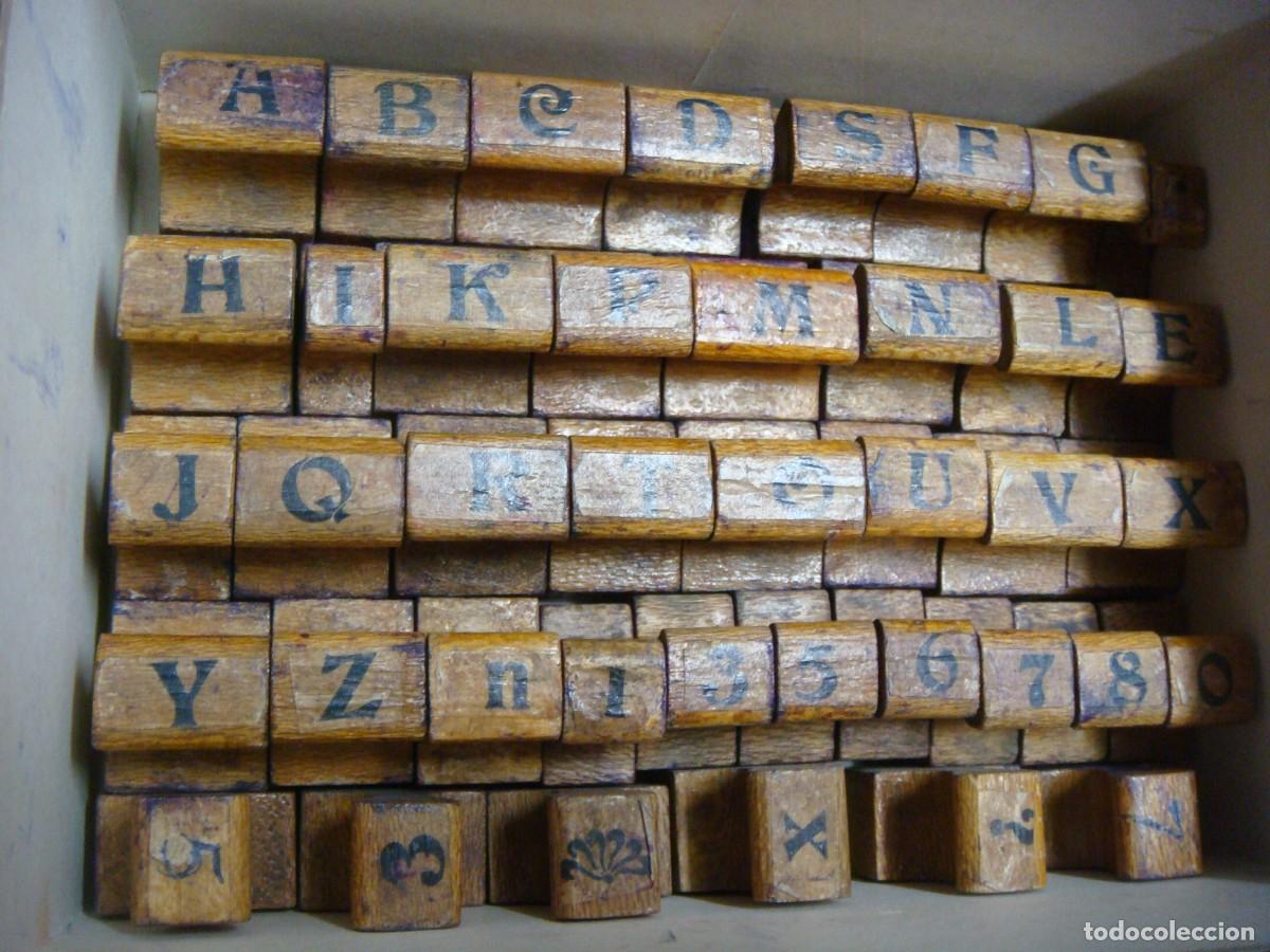 Antig&uuml;edades: IMPRENTA ANTIGUA EN MADERA CON 78 PIEZAS,CAJ-F-N&ordm;-37