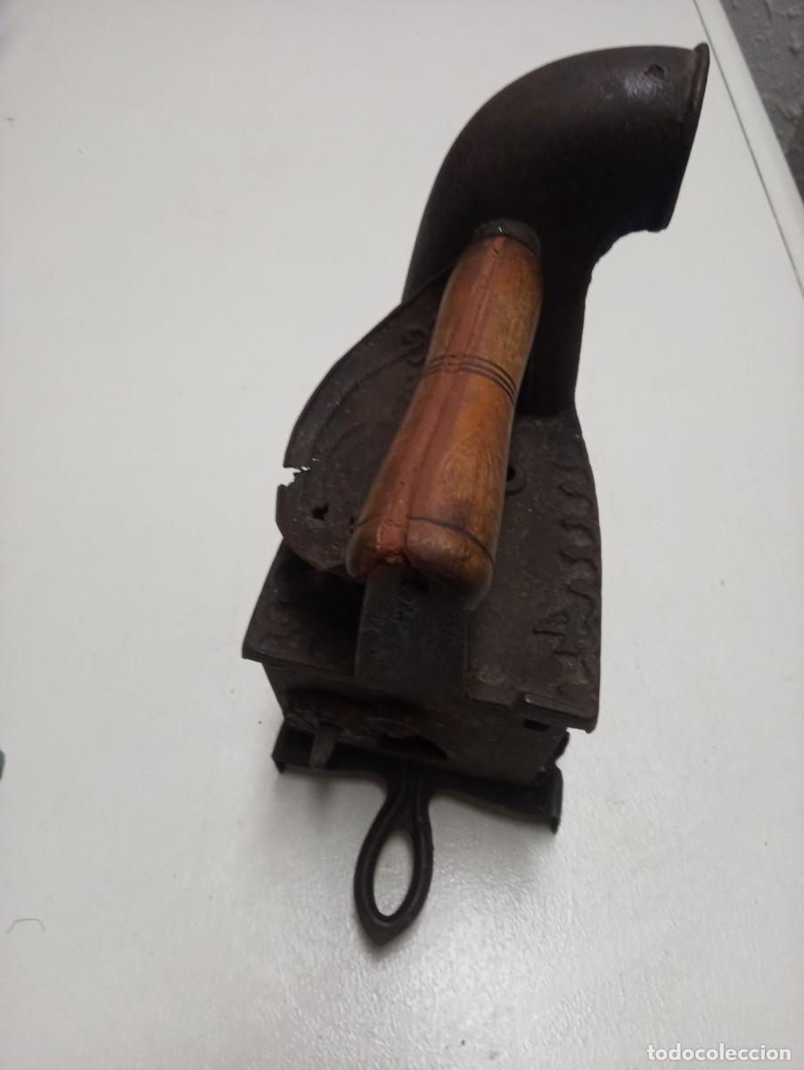 Antig&uuml;edades: Plancha muy antigua de chimenea - Foto 5