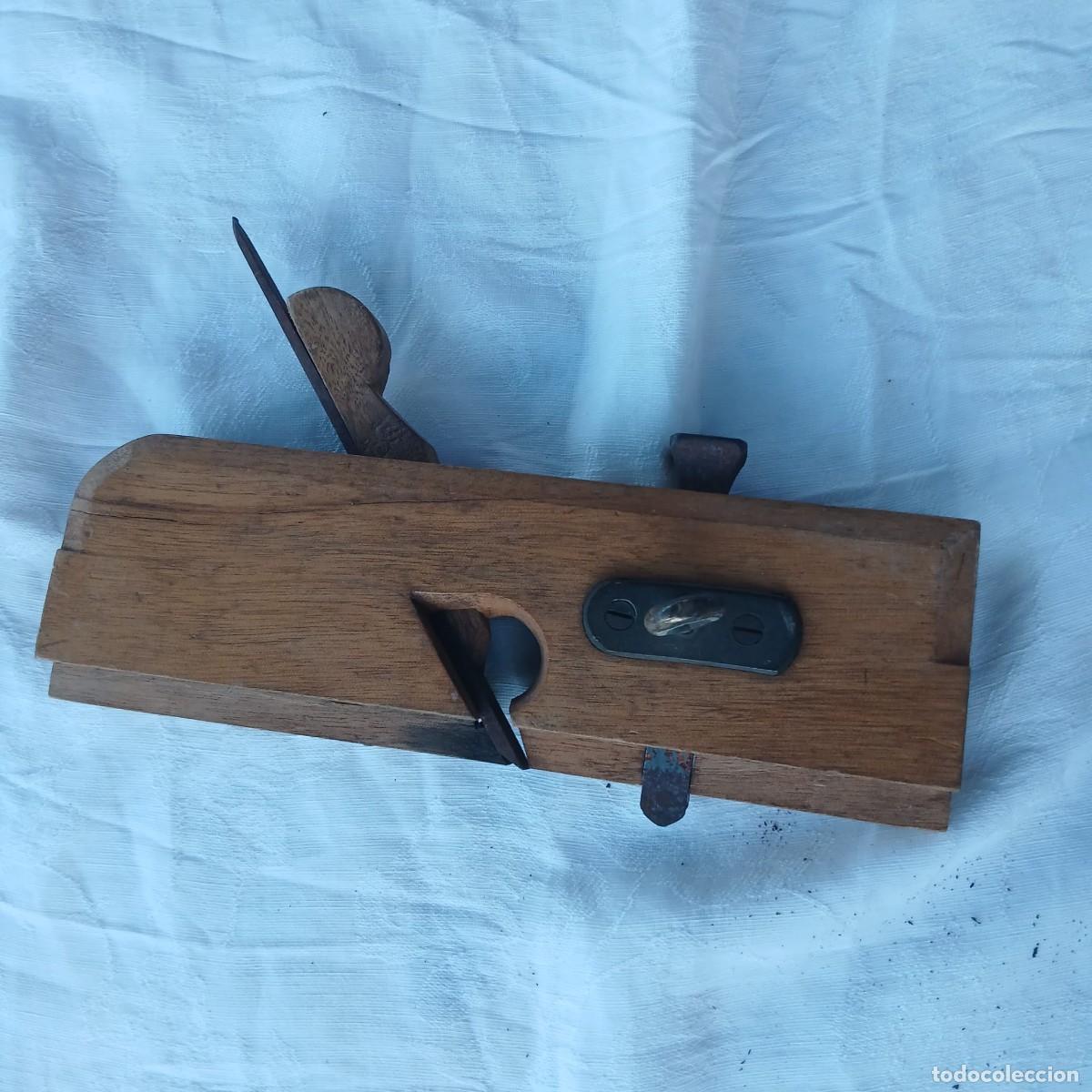 Antig&uuml;edades: Cepillo de carpintero antiguo