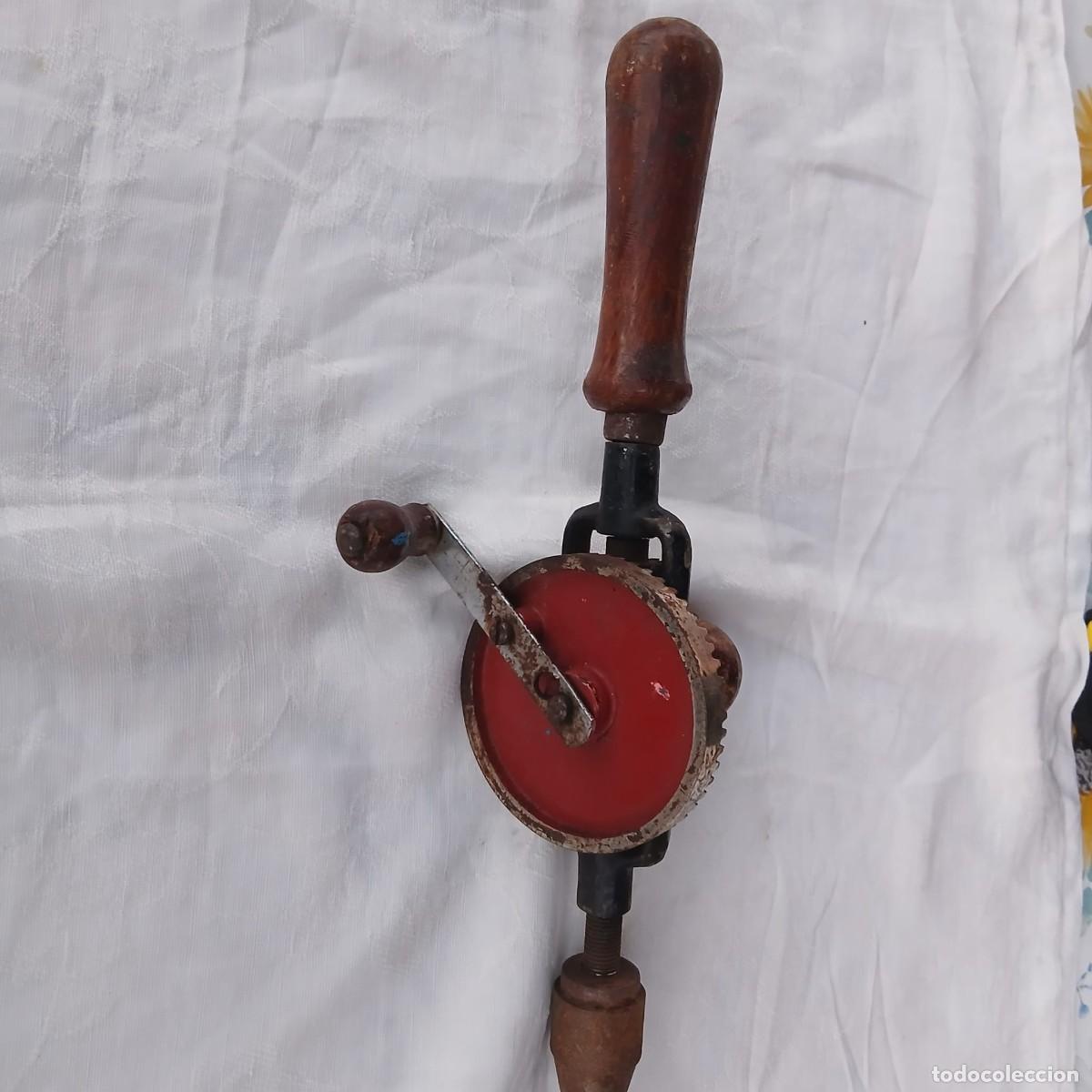 Antig&uuml;edades: Antiguo taladro de mano