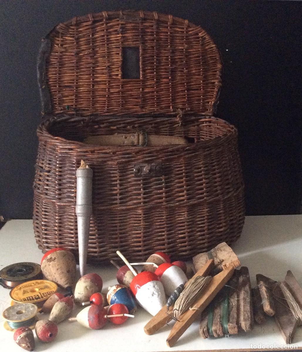 Antig&uuml;edades: ART&Iacute;CULOS DE PESCA, CARRETES DAIWA Y PEERLESS, ANZUELOS, PLOMOS, FLOTADORES, GRAU VELL CAMALEON...