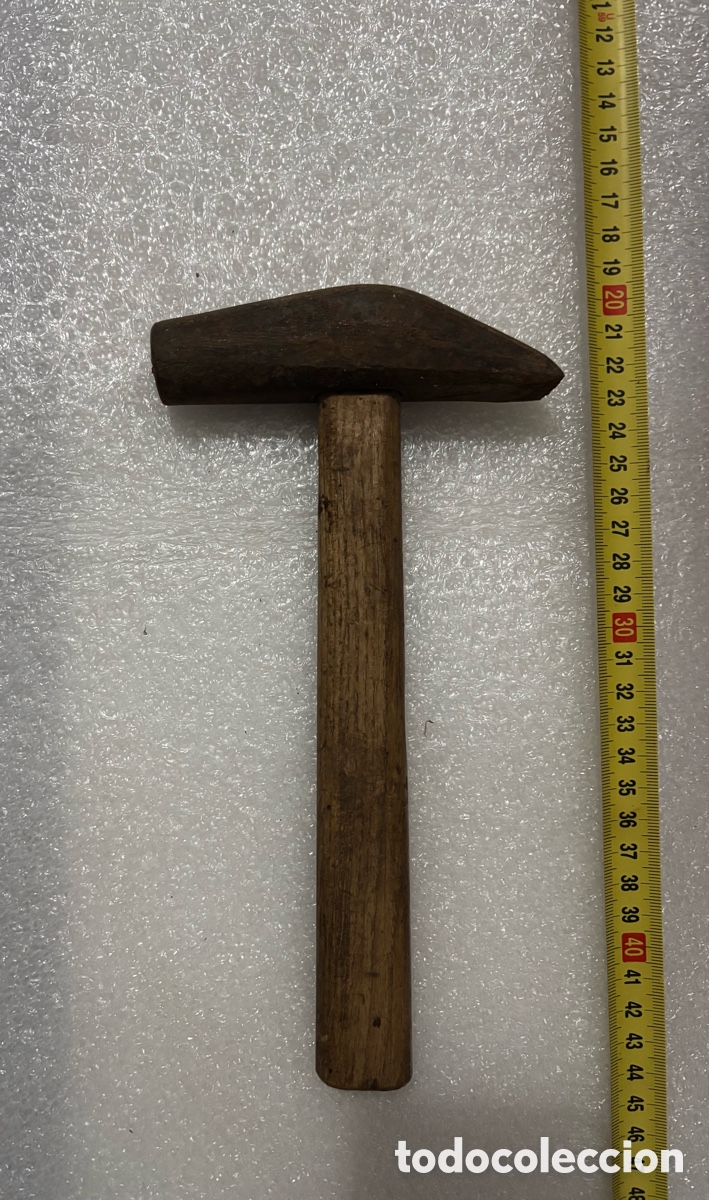 Antig&uuml;edades: Martillo de cerrajero o mec&aacute;nico