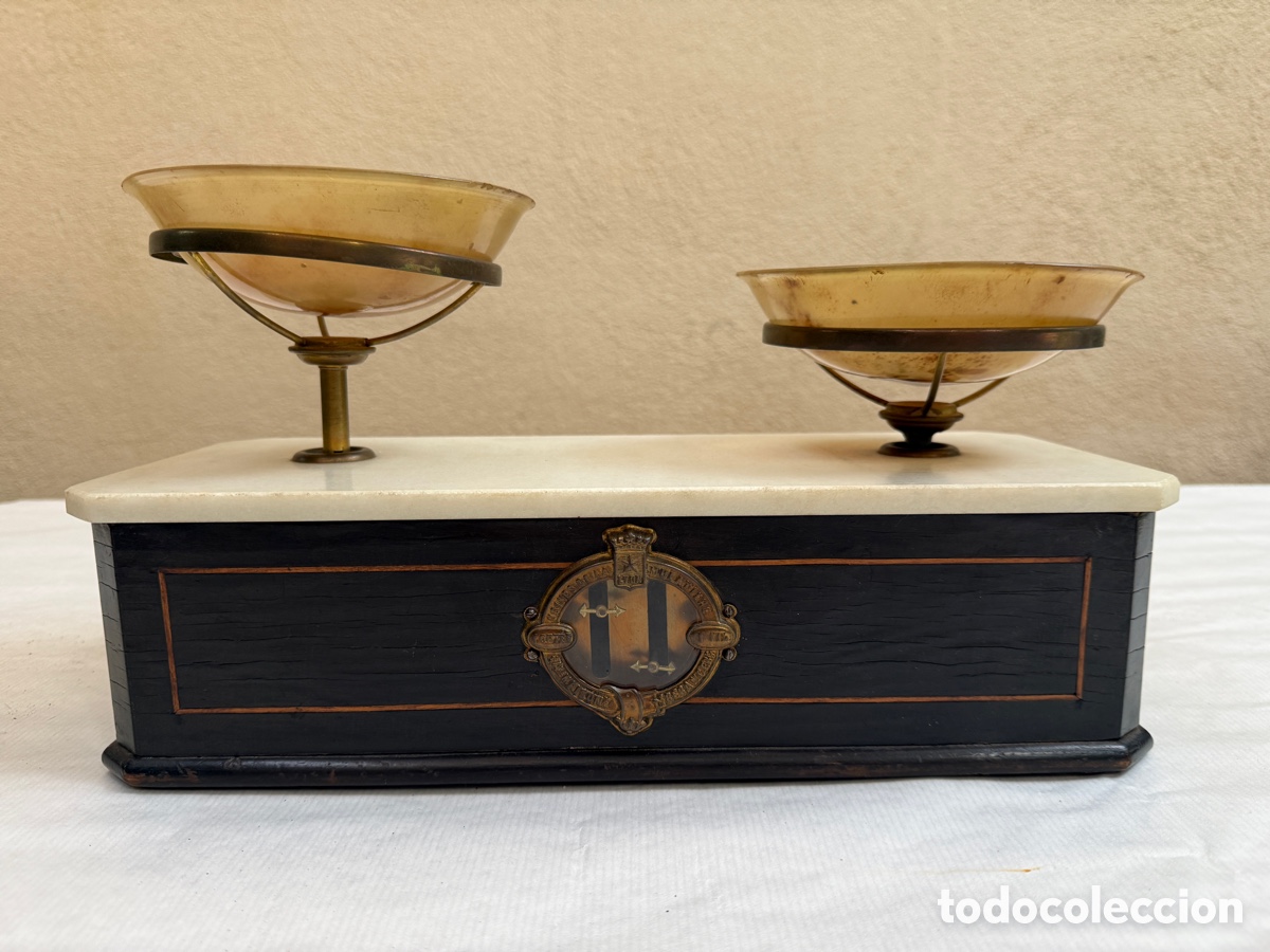 Antig&uuml;edades: Antigua balanza B&eacute;ranger Usines de la Mulati&egrave;re Lyon &ndash; m&aacute;rmol &ndash; 2 kg