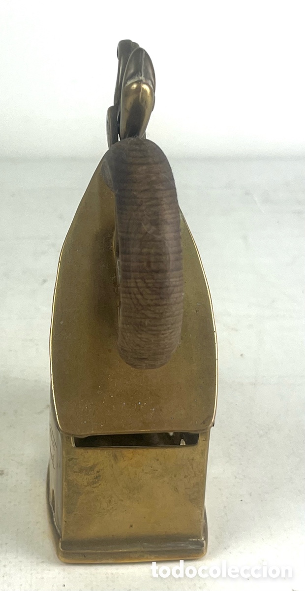 Antig&uuml;edades: PLANCHA DE BRONCE Y MANGO MADERA - Foto 4