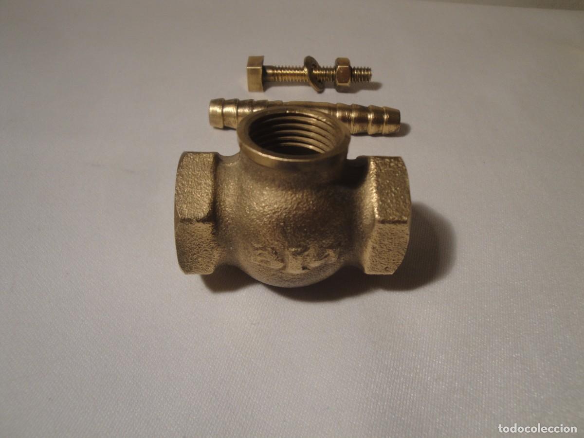 Antig&uuml;edades: Llave de paso en lat&oacute;n o bronce, sin manilla. Nueva. - Foto 2