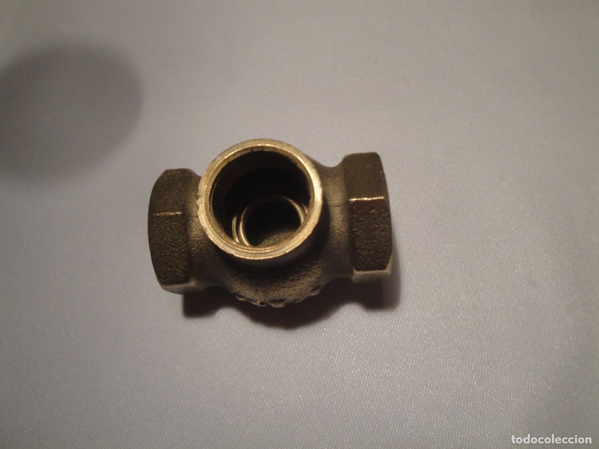 Antig&uuml;edades: Llave de paso en lat&oacute;n o bronce, sin manilla. Nueva. - Foto 3