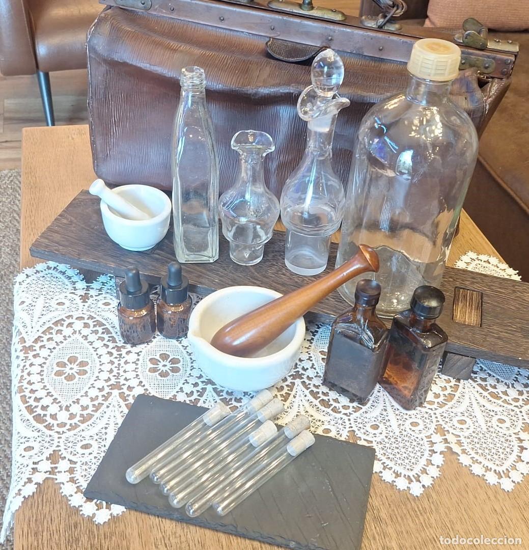 Antig&uuml;edades: Lote Antiguos Matraces, Botellas y mas de FARMACIA