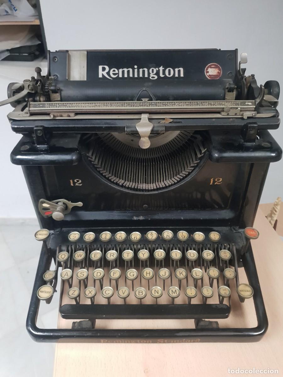 Antig&uuml;edades: M&aacute;quina de escribir remington 12