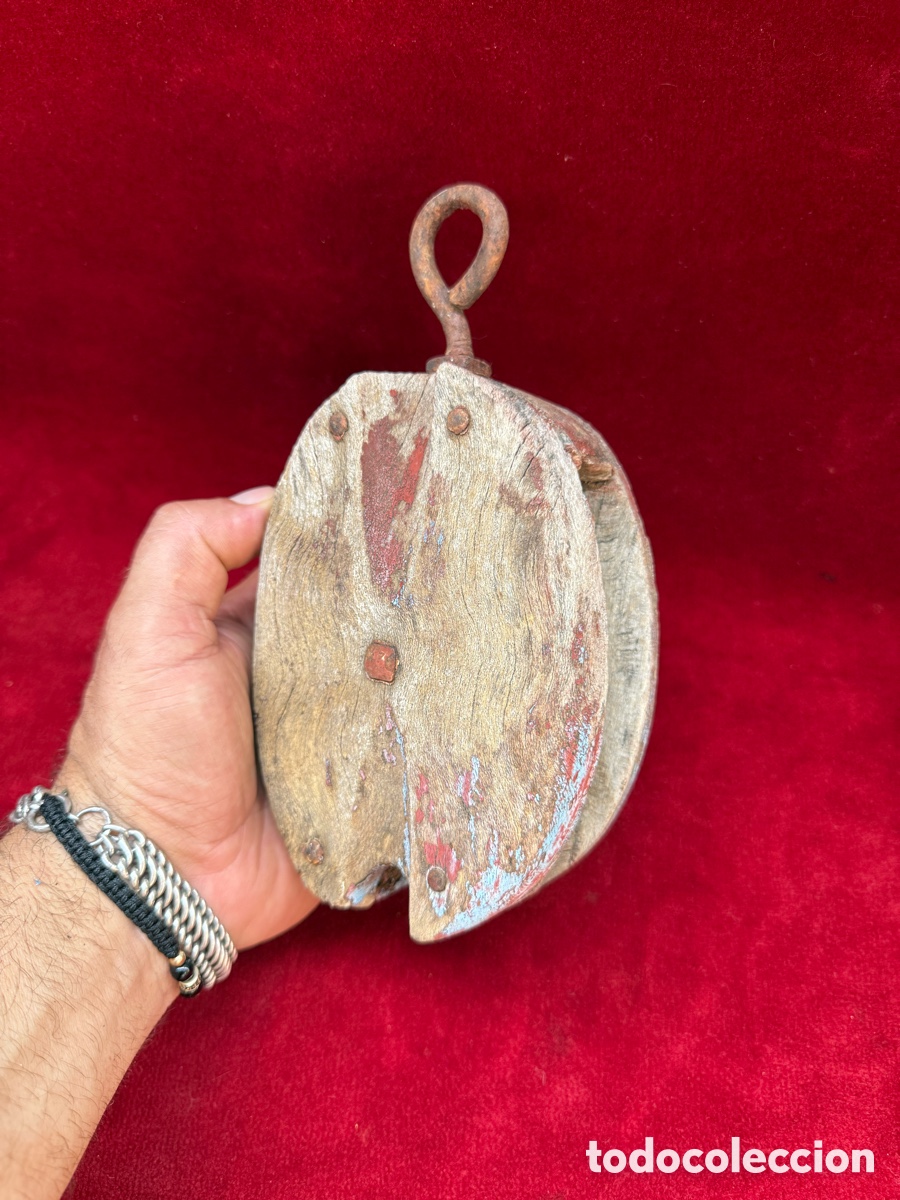 Antig&uuml;edades: Antigua polea maritima,de madera!