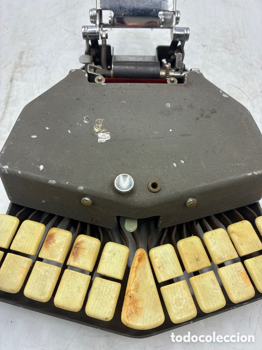 Antig&uuml;edades: M&aacute;quina stenotipia Grandjean
