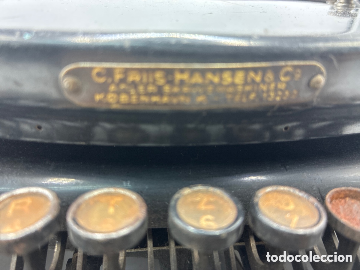 Antig&uuml;edades: M&aacute;quina de escribir Adler. - Foto 2