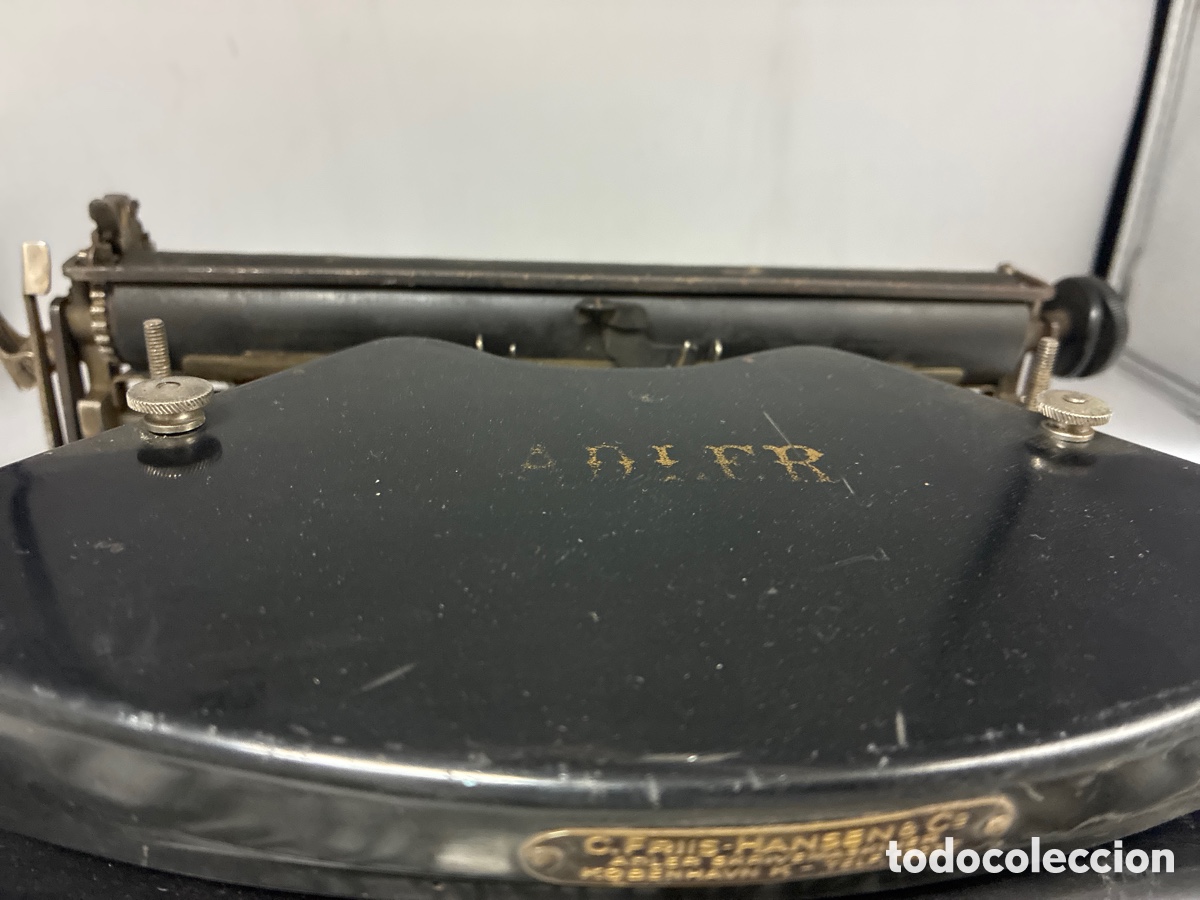 Antig&uuml;edades: M&aacute;quina de escribir Adler. - Foto 4