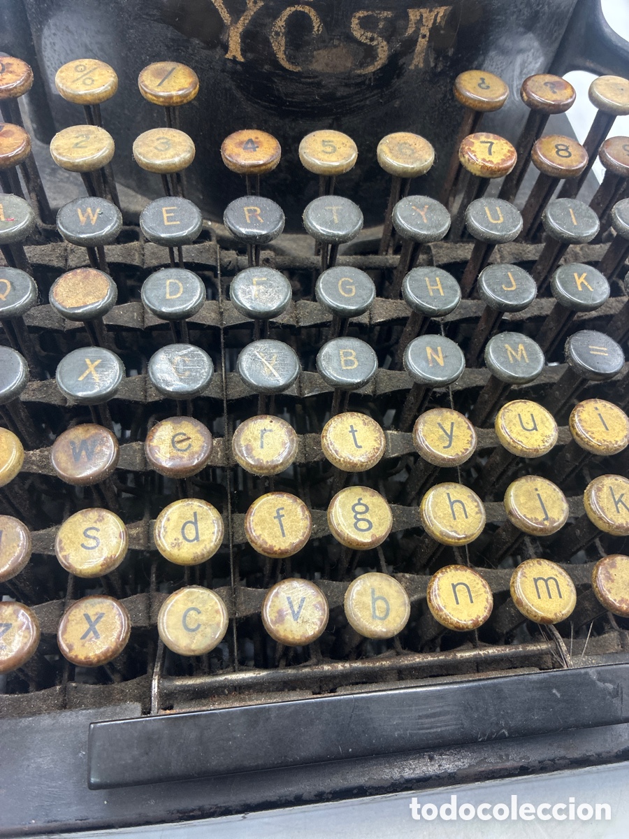 Antig&uuml;edades: M&aacute;quina de escribir Yost. - Foto 4