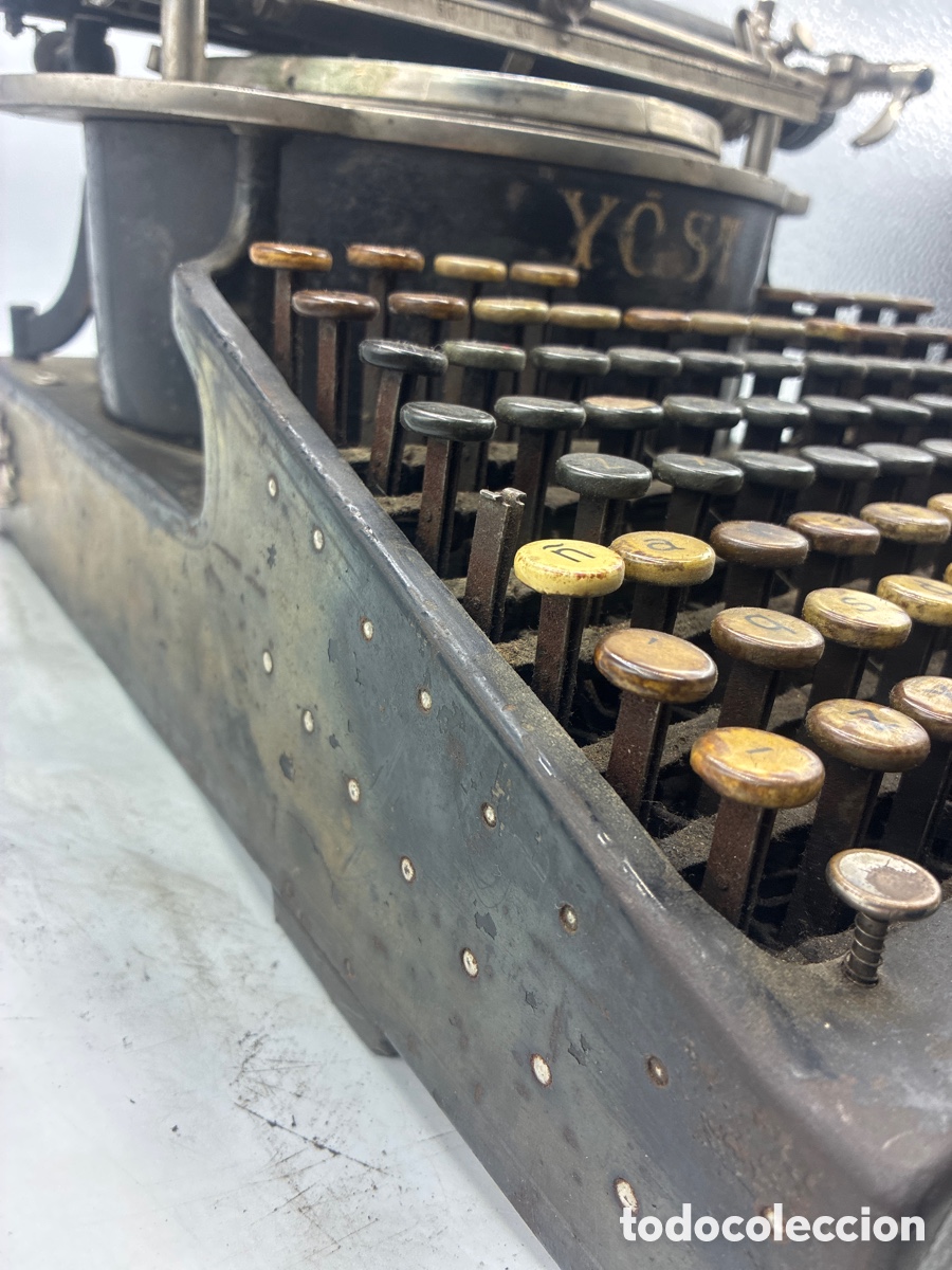 Antig&uuml;edades: M&aacute;quina de escribir Yost. - Foto 5