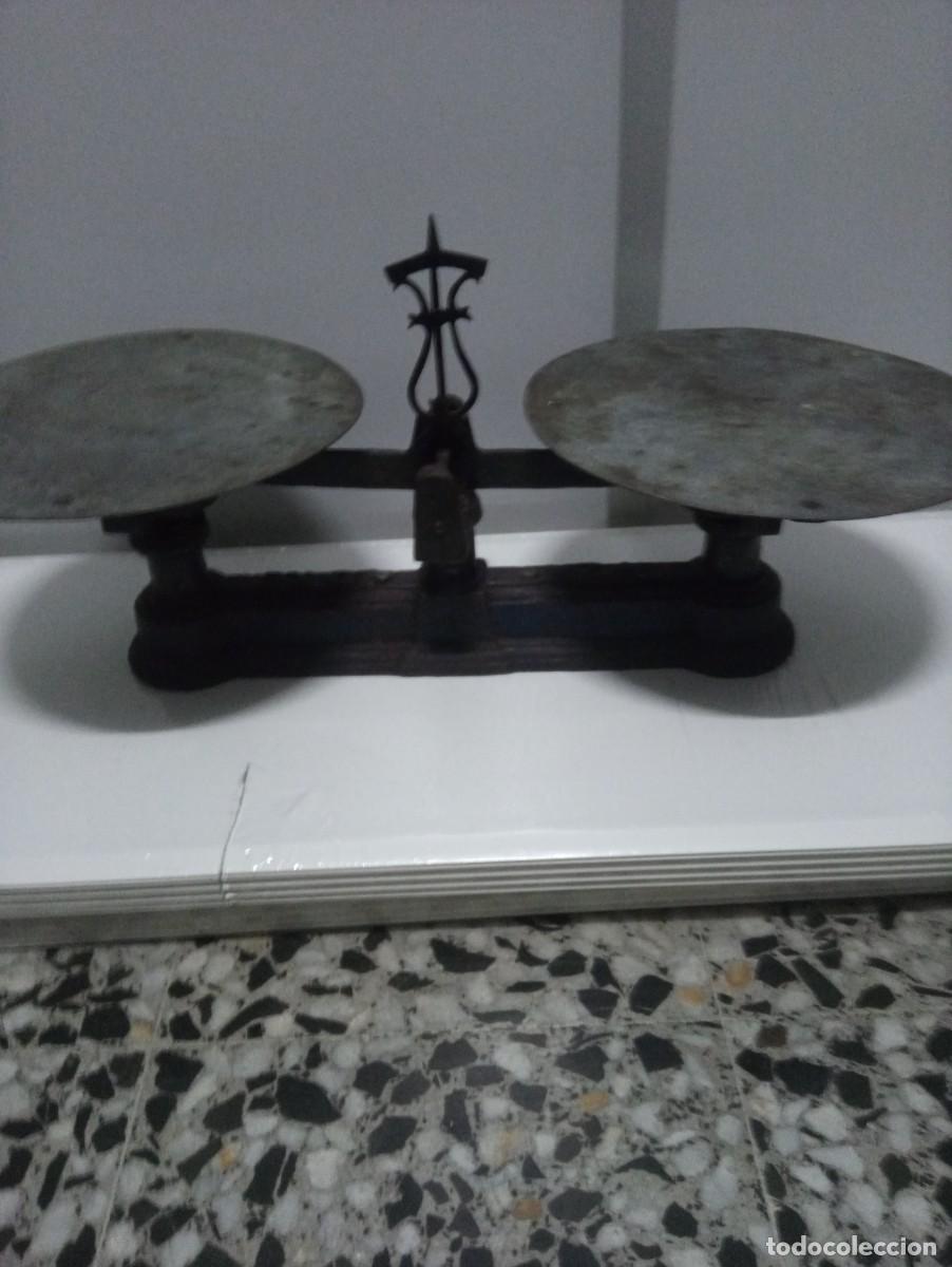 Antig&uuml;edades: BALANZA MUY ANTIGUA DE COMERCIO - Foto 2