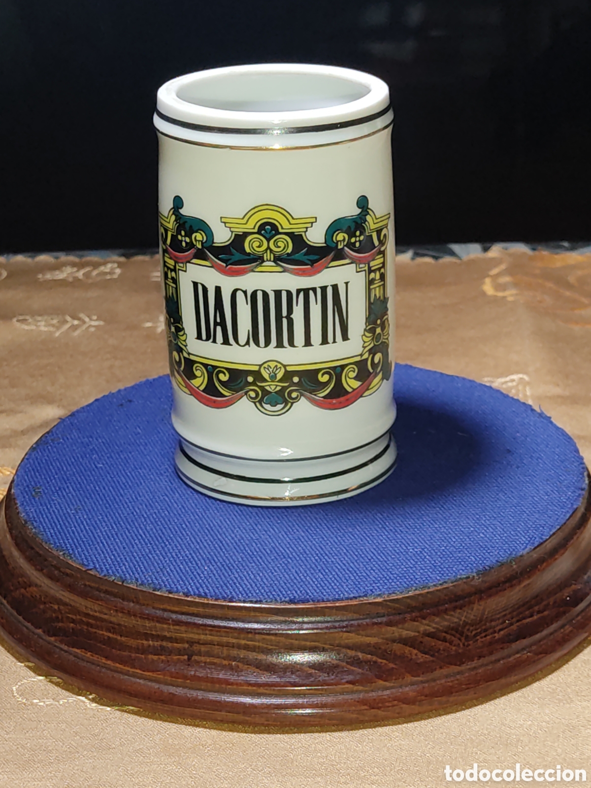 Antig&uuml;edades: Albarero de farmacia Dacortin de porcelana.