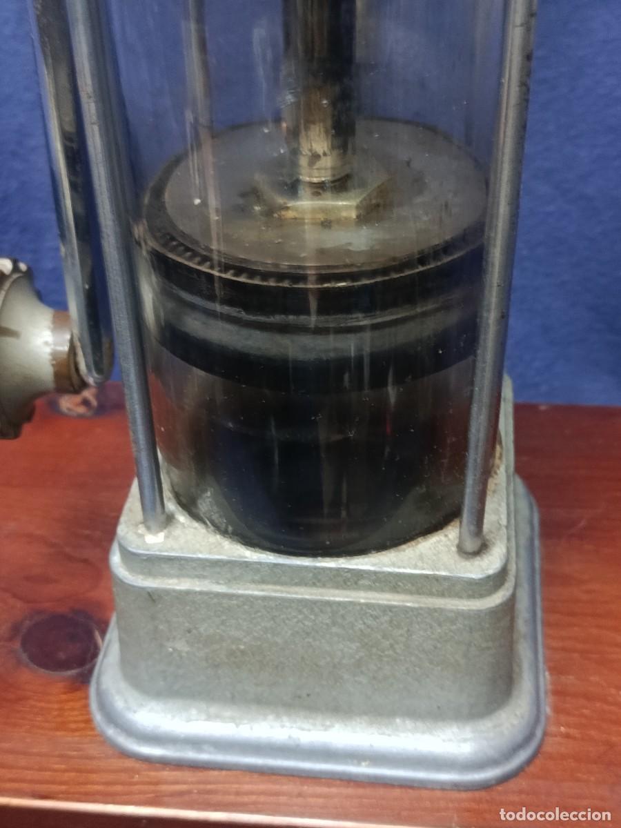 Antig&uuml;edades: Expendedor de aceite Solenry, funciona.A&ntilde;os 40. - Foto 11