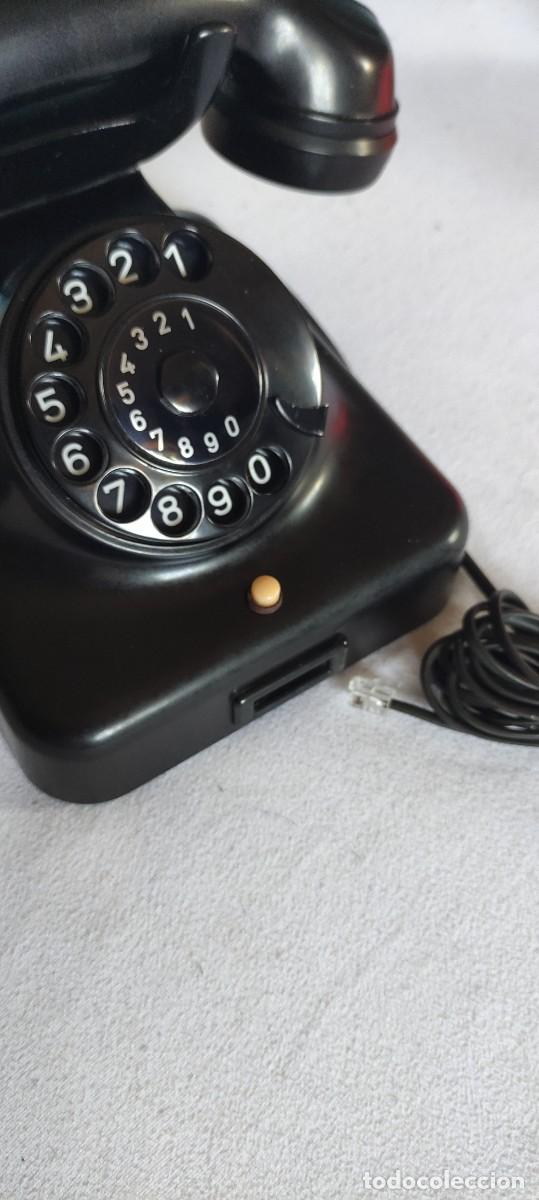 Tel&eacute;fonos: Tel&eacute;fono antiguo de baquelita W38