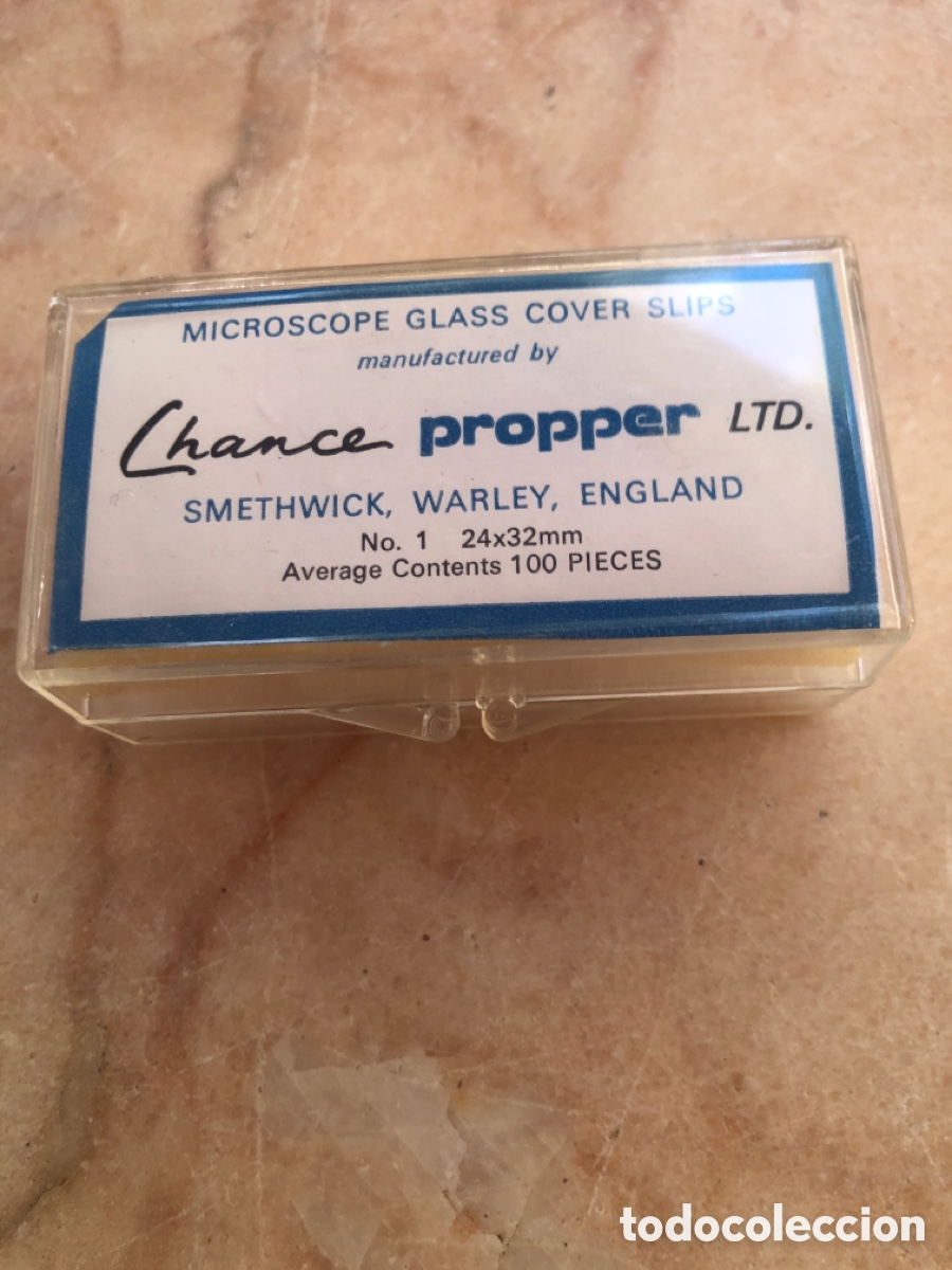 Antig&uuml;edades: caja vintage de cubreobjetos de vidrio para microscopio