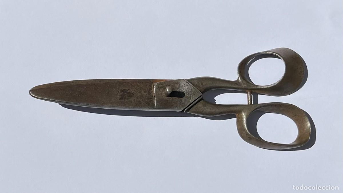 Antig&uuml;edades: ANTIGUAS TIJERAS SASTRE MODISTA BASTA BDY CON CU&Ntilde;O CORAZ&Oacute;N FORJA 21,5 cm.
