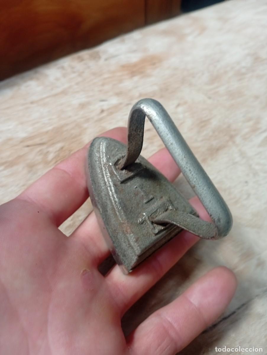 Antig&uuml;edades: Plancha de hierro n 1