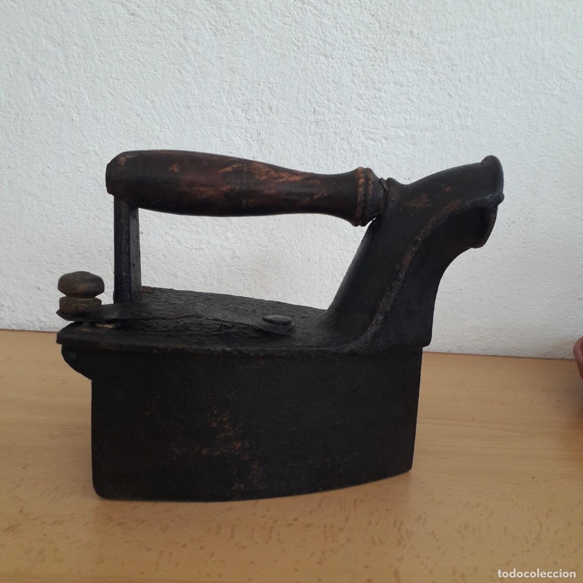 Antig&uuml;edades: PLANCHA ANTIGUA DE CARBON VIEIRA N21