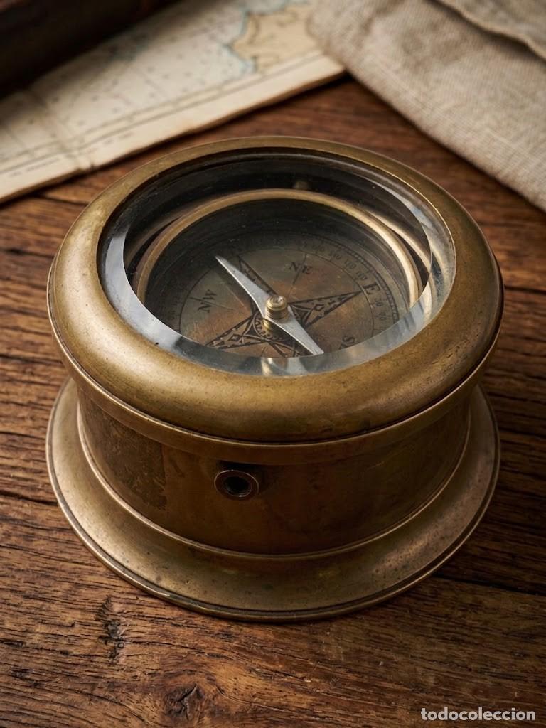 Antig&uuml;edades: Br&uacute;jula n&aacute;utica de bronce, mediados S. XX