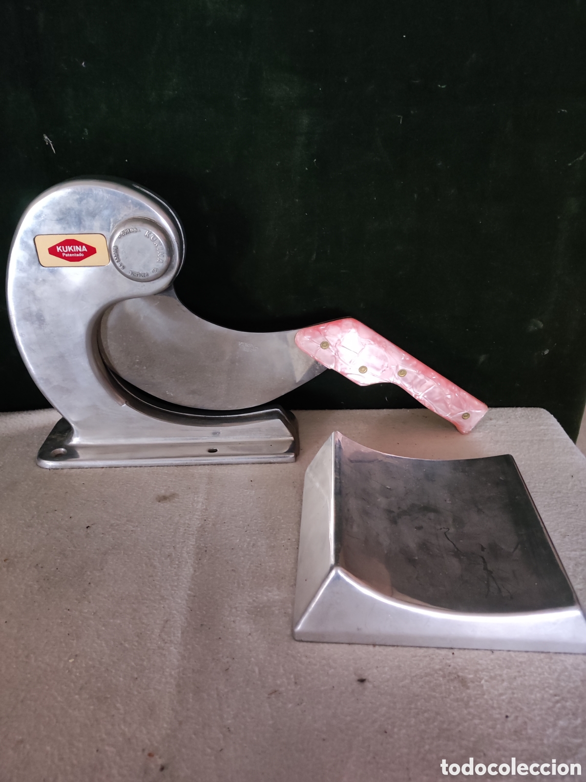 Antig&uuml;edades: Cortador industrial forma curva marca kukina patentado