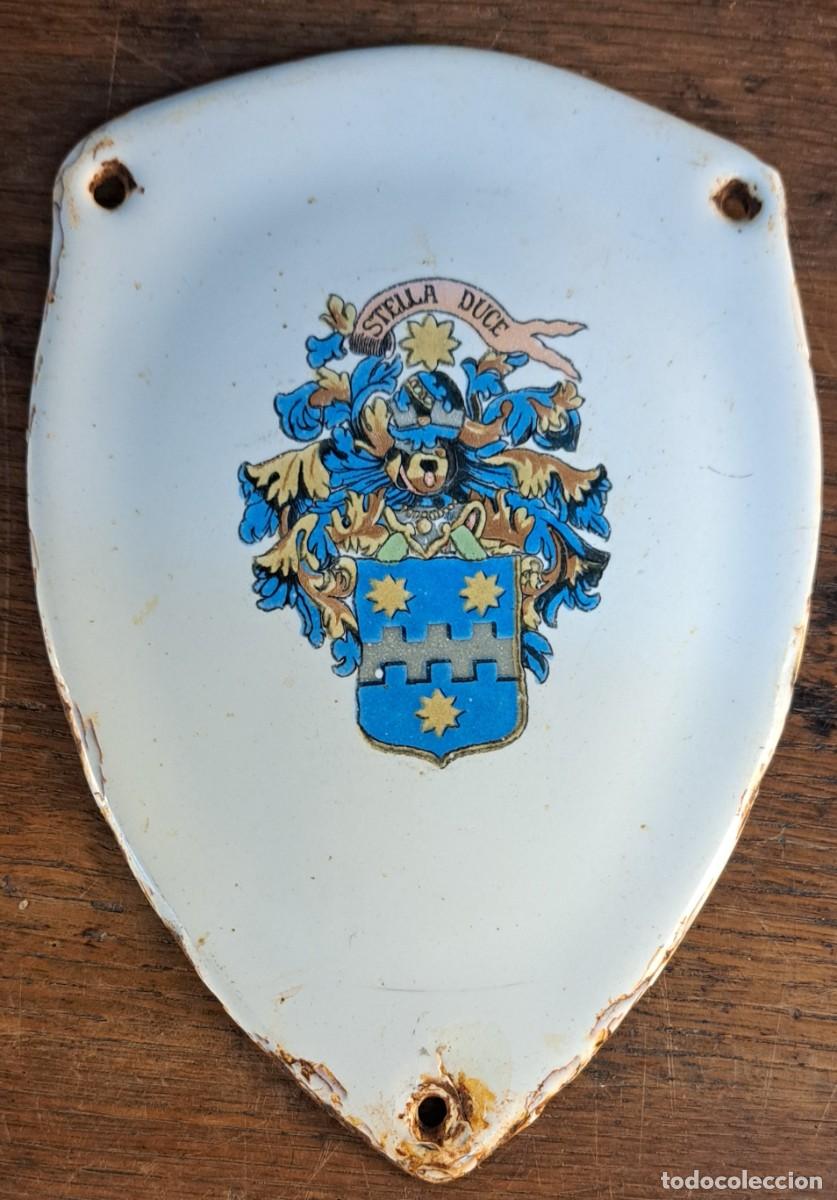 Antig&uuml;edades: Placa esmaltada, balanza Berkel, Stella Duce. mediados S. XX