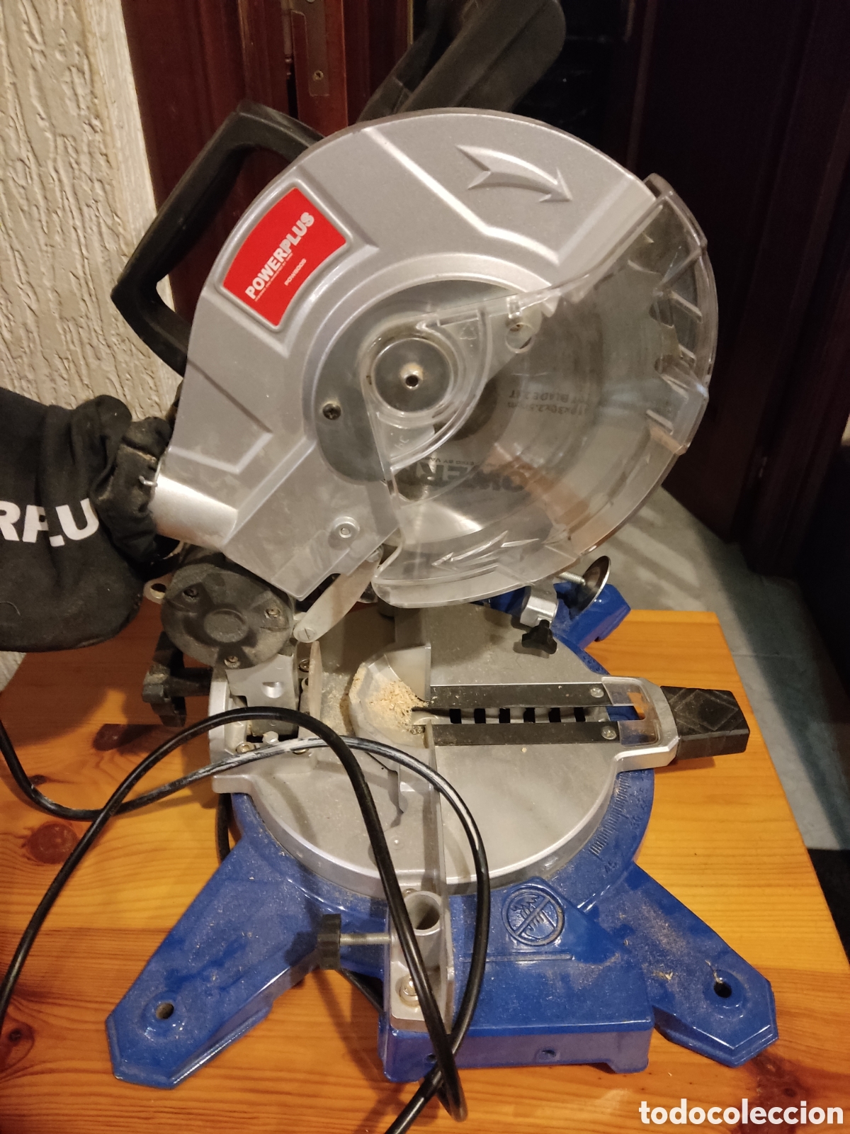 Antig&uuml;edades: Ingletadora powerplus 8005 - Foto 4