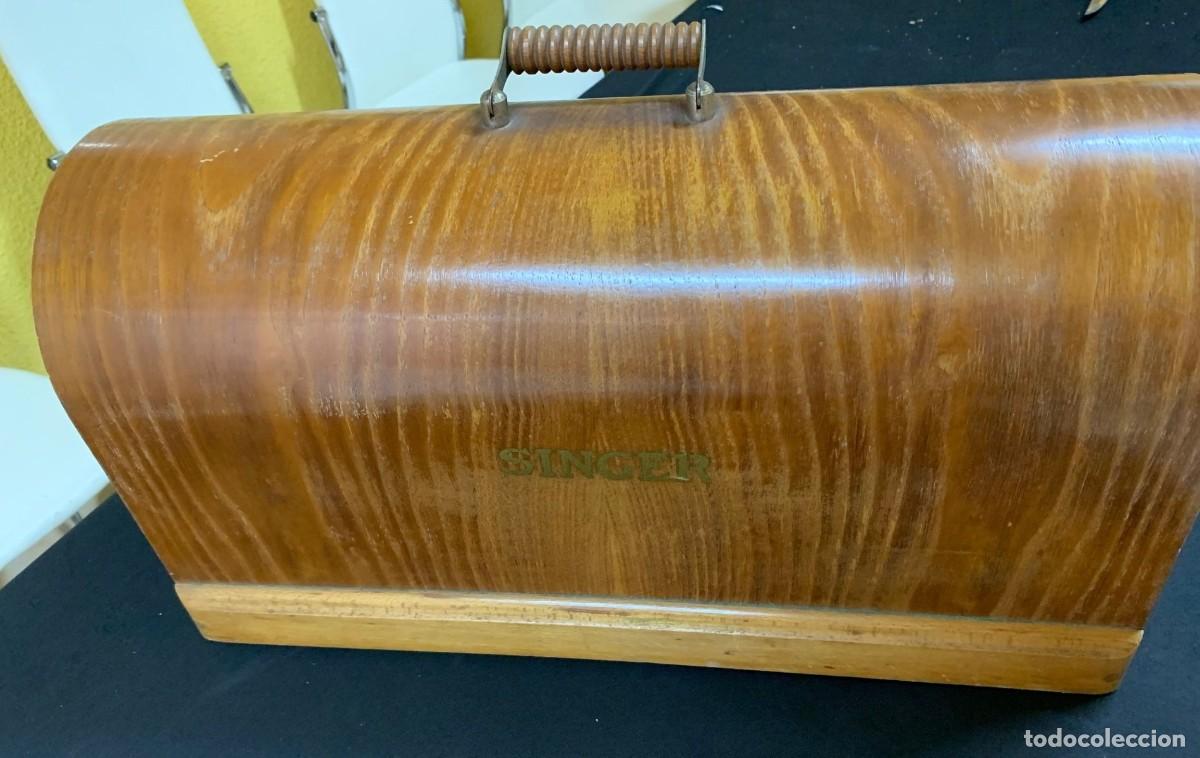 Antiquit&auml;ten: Tapa de m&aacute;quina de coser SINGER
