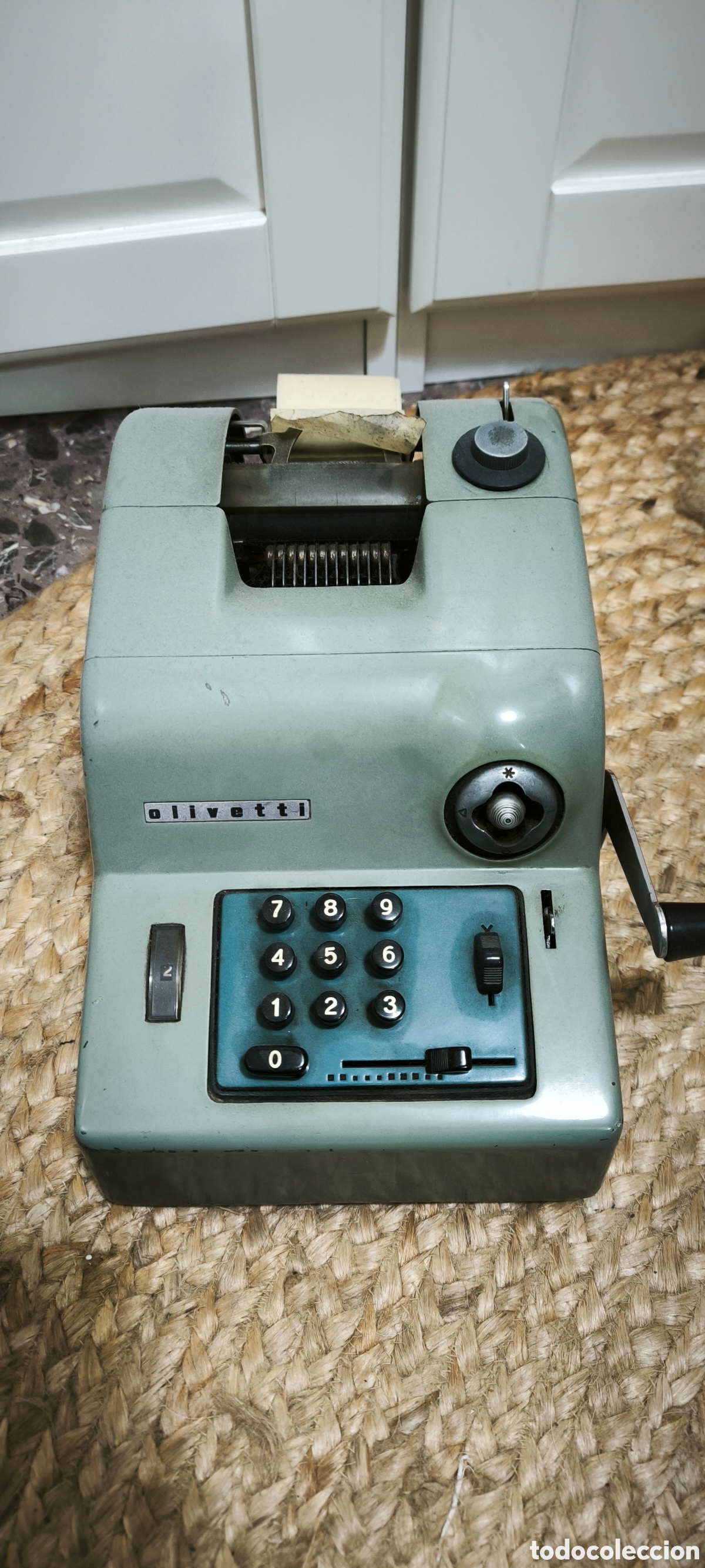 Antig&uuml;edades: Calculadora mec&aacute;nica Olivetti antigua &ndash; vintage oficina