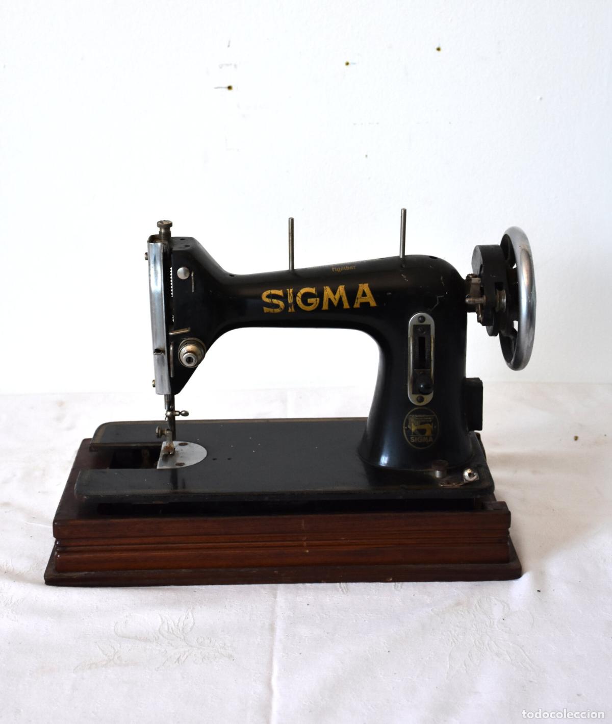 Antig&uuml;edades: Antigua maquina de coser Sigma
