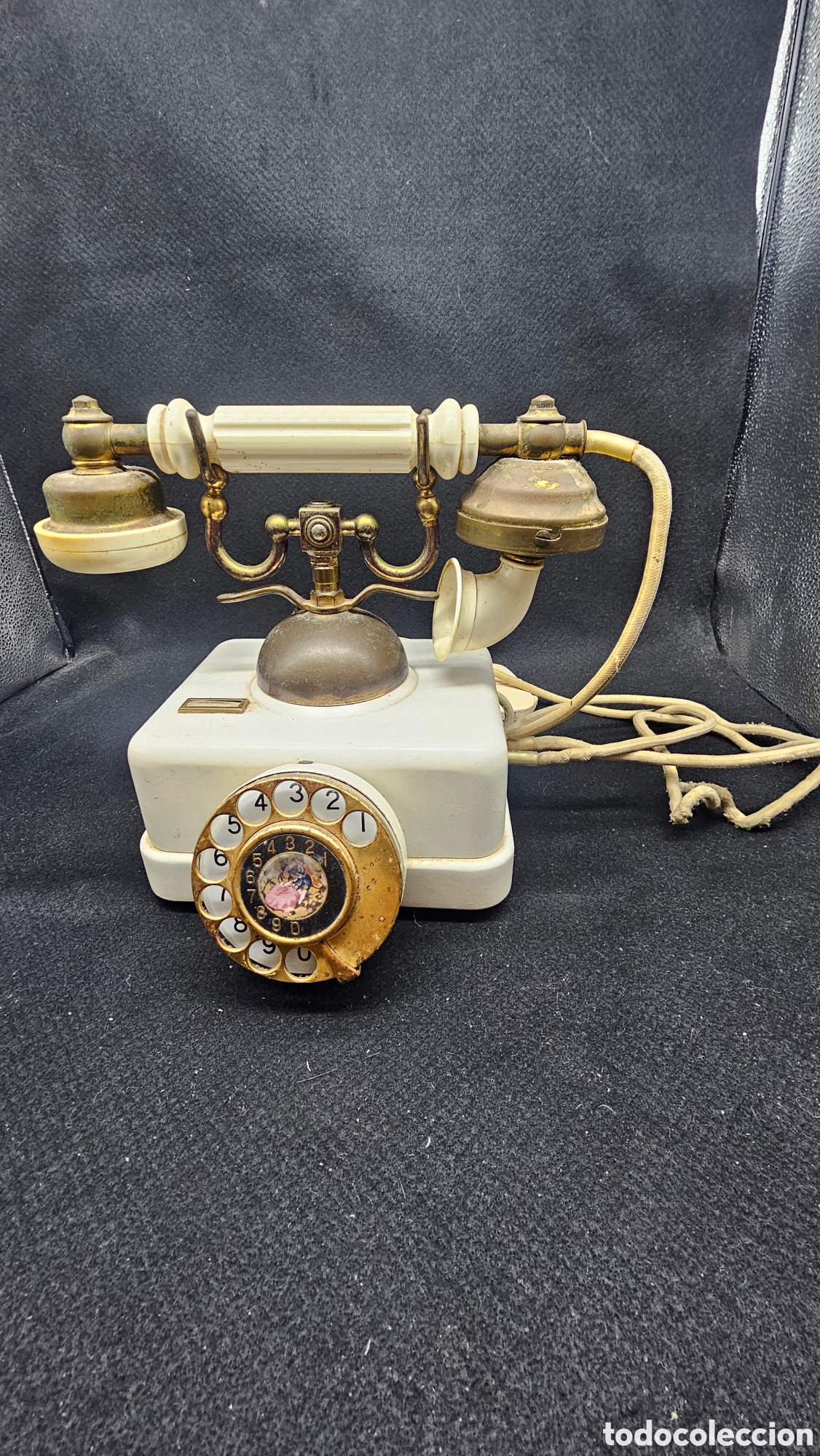 Tel&eacute;fonos: Bonito tel&eacute;fono antiguo