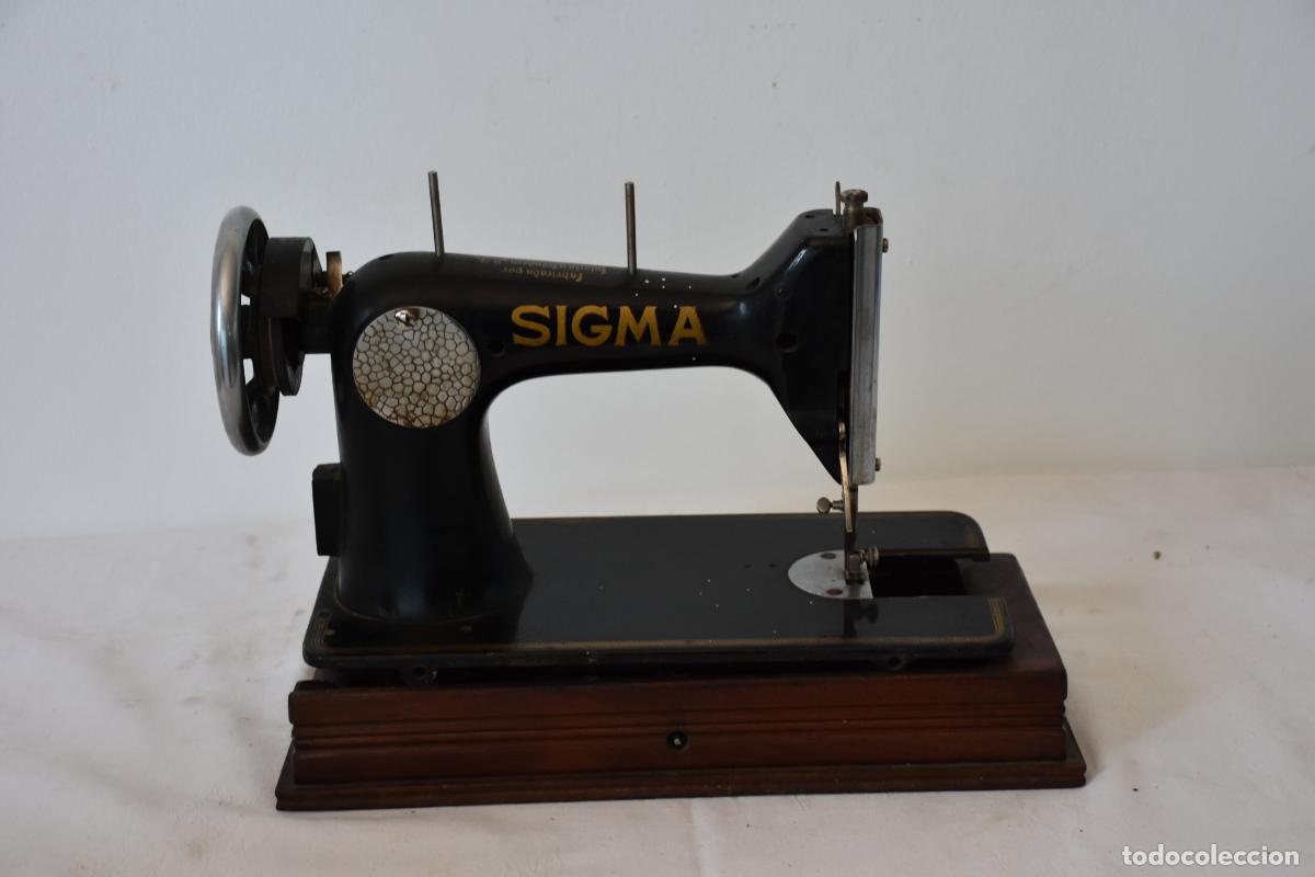 Antig&uuml;edades: Antigua maquina de coser Sigma - Foto 6