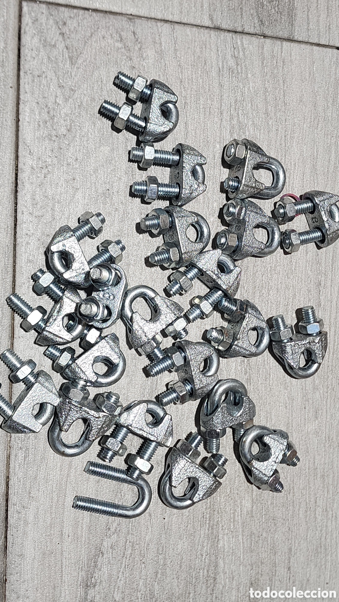 Antig&uuml;edades: Lote 21 Perrillos Sujetacables M8 (8mm) - Acero Galvanizado DIN 741 - Nuevos