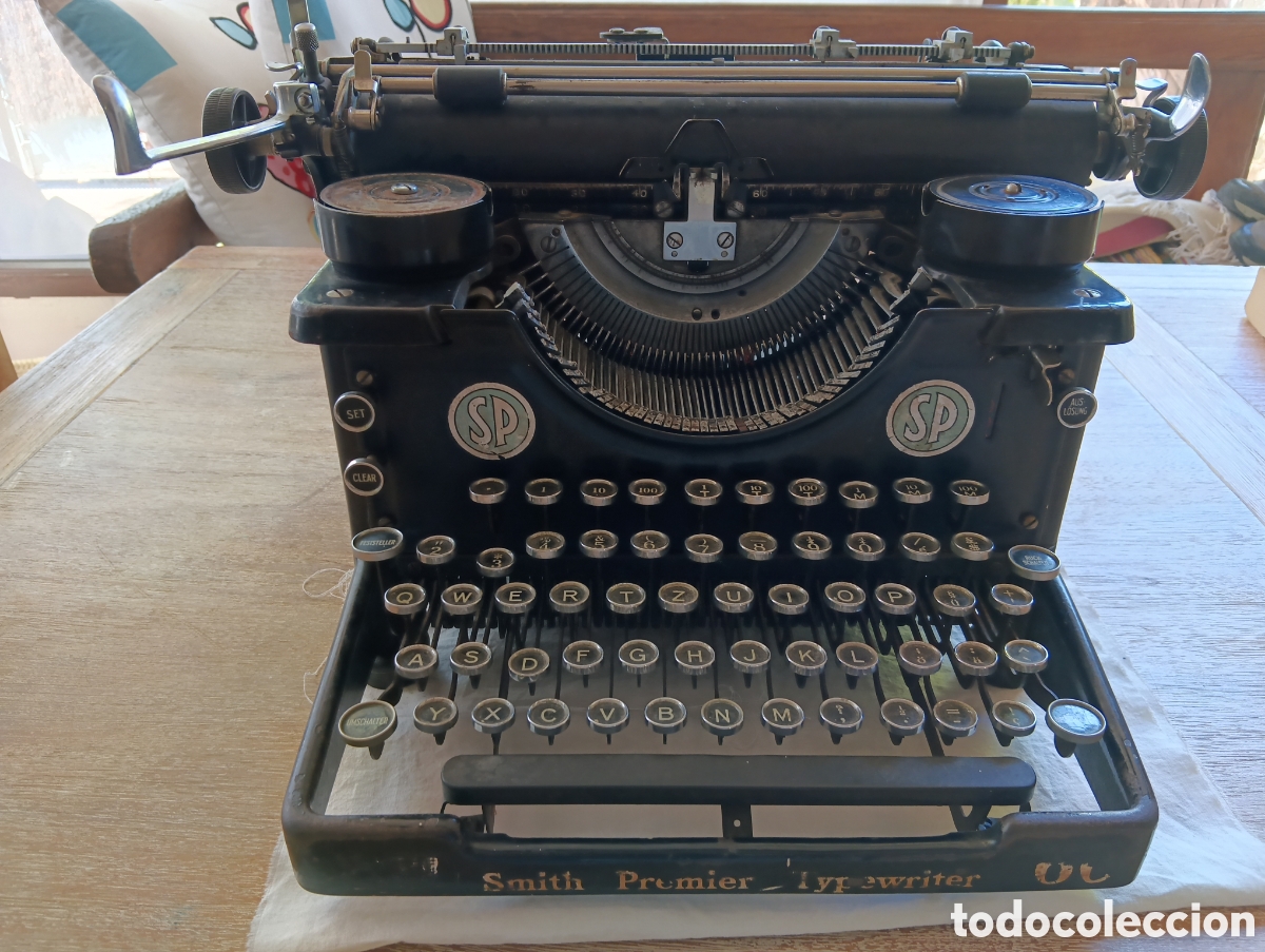 Antig&uuml;edades: Maquina antigua de escribir - Foto 2