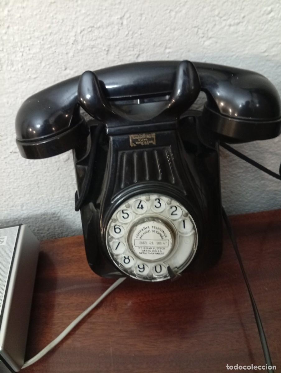 Tel&eacute;fonos: Tel&eacute;fono antiguo en buen estado