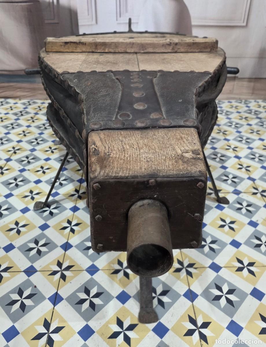 Antig&uuml;edades: Fuelle antiguo de herrero - Foto 3