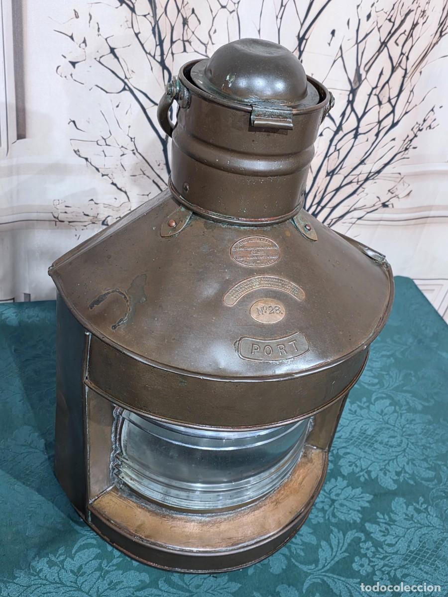 Antig&uuml;edades: Antiguo farol n&aacute;utico de babor