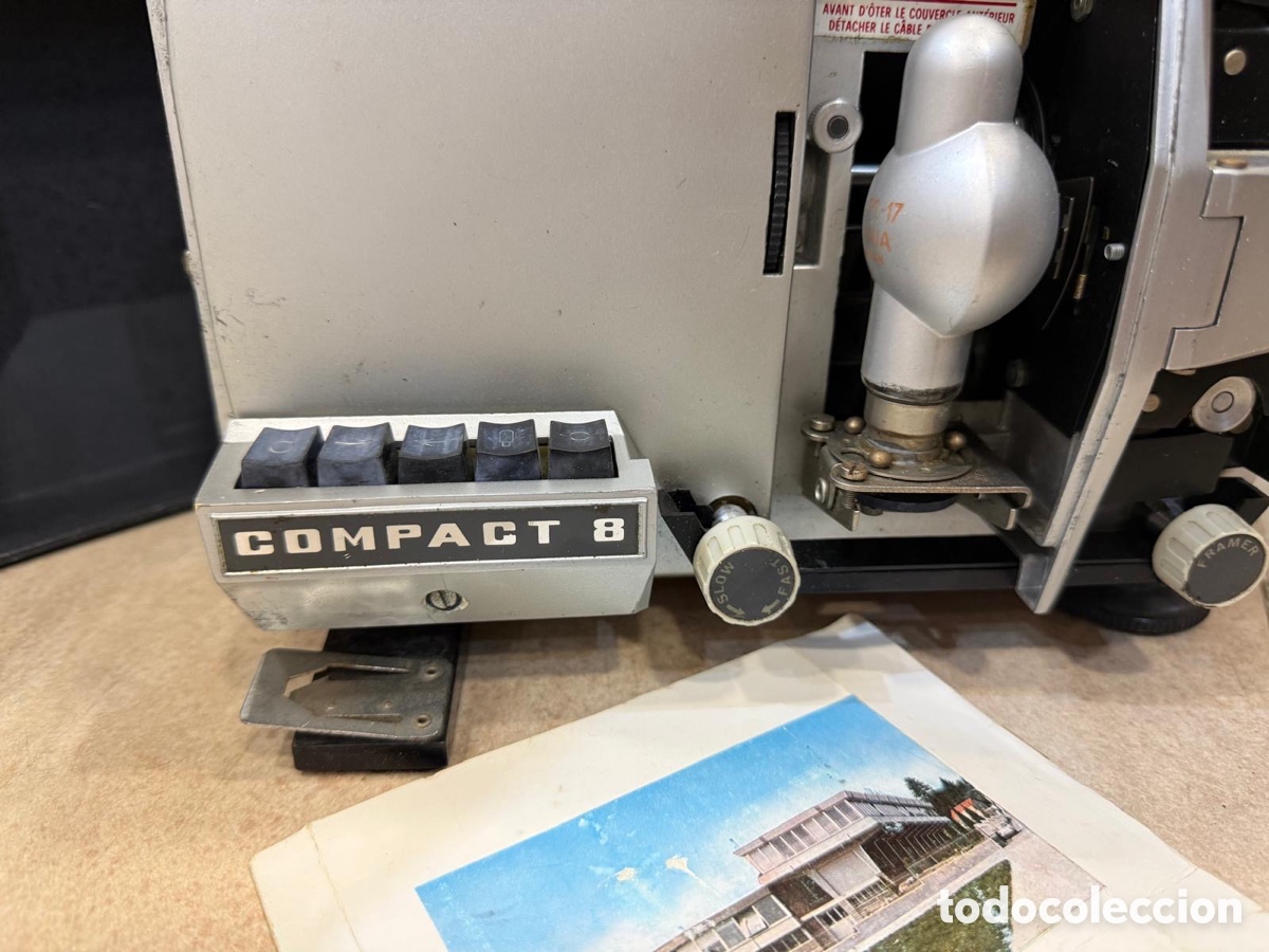 Antig&uuml;edades: Proyector antiguo, tal y como se ve - Foto 4