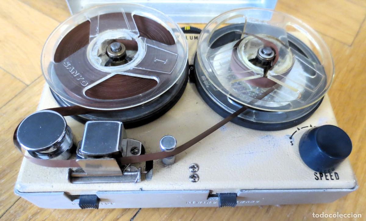 Antig&uuml;edades: MINI MAGNETOFONO CINTA ABIERTA SANYO MC-1 - Foto 2