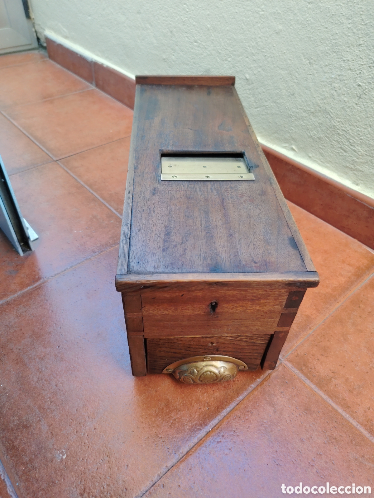 Antig&uuml;edades: ANTIGUA CAJA REGISTRADORA DE MADERA