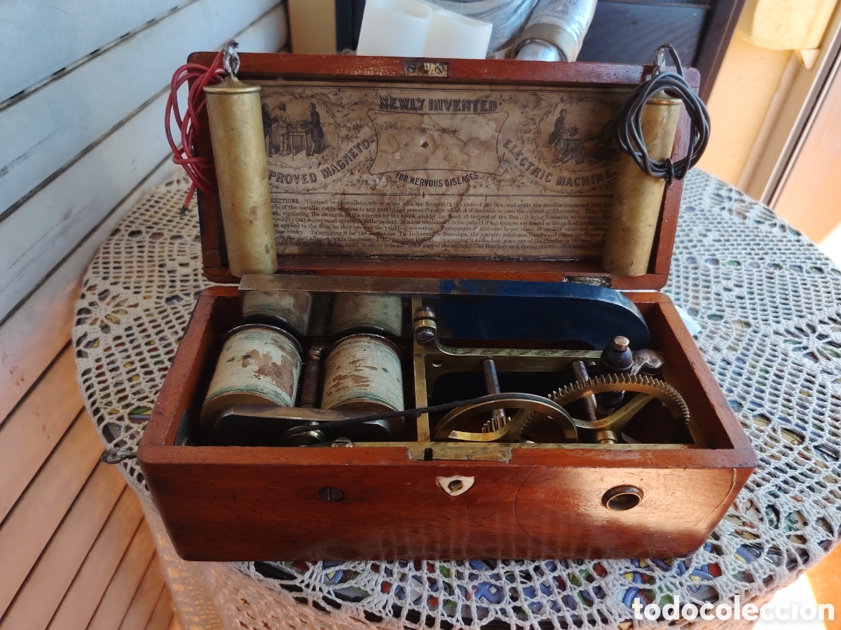 Antig&uuml;edades: M&Aacute;QUINA MAGNETOELECTRICA ANTIGUA SIGLO XlX