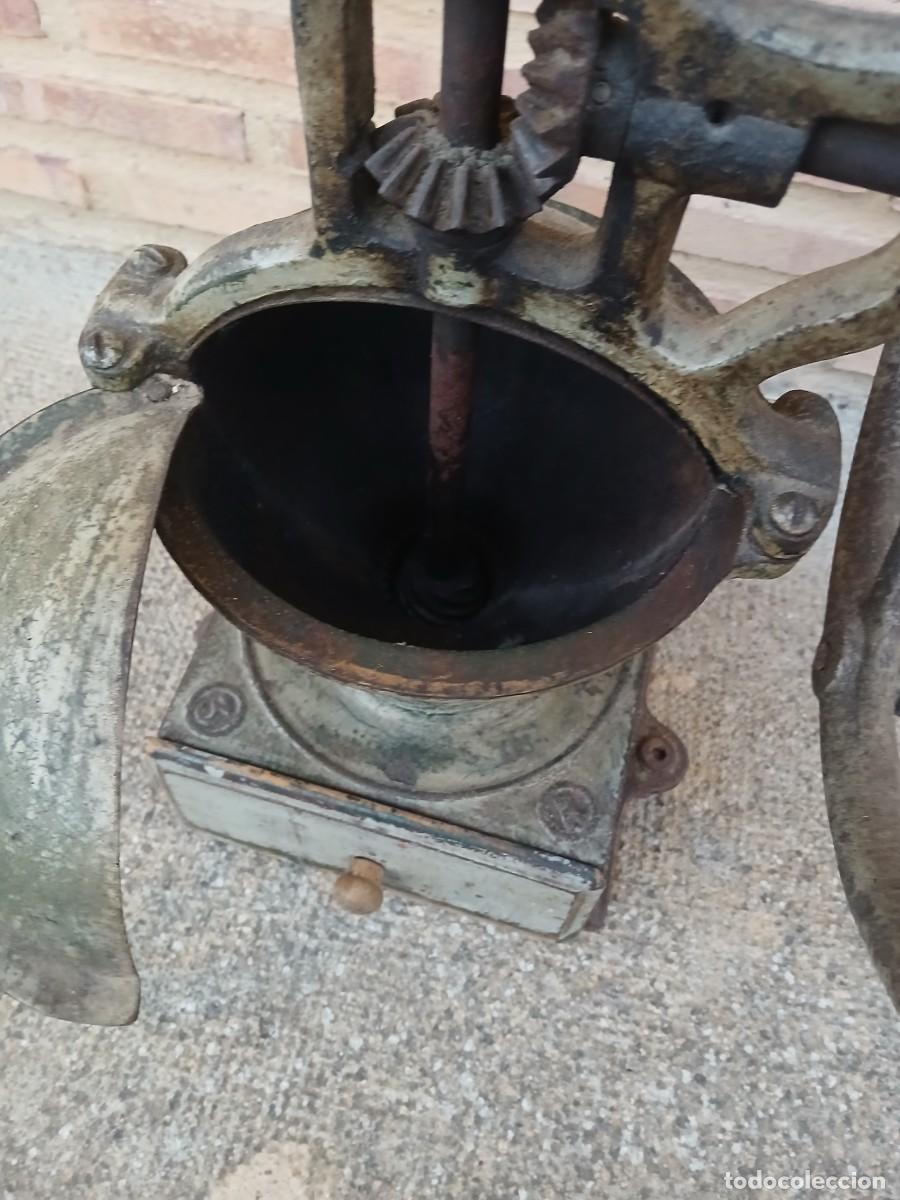 Antig&uuml;edades: Gran Molino de Caf&eacute; de tienda. N&deg; 3 - Foto 3