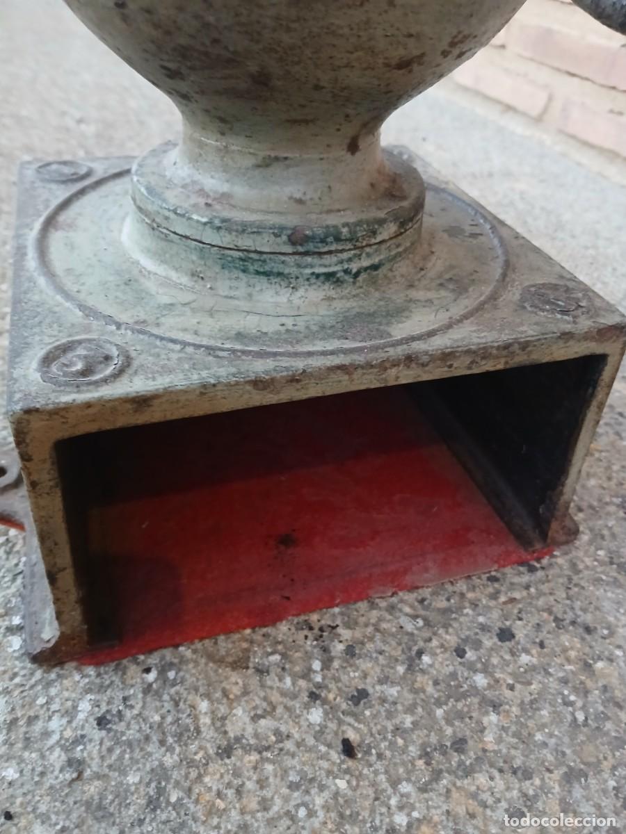Antig&uuml;edades: Gran Molino de Caf&eacute; de tienda. N&deg; 3 - Foto 8