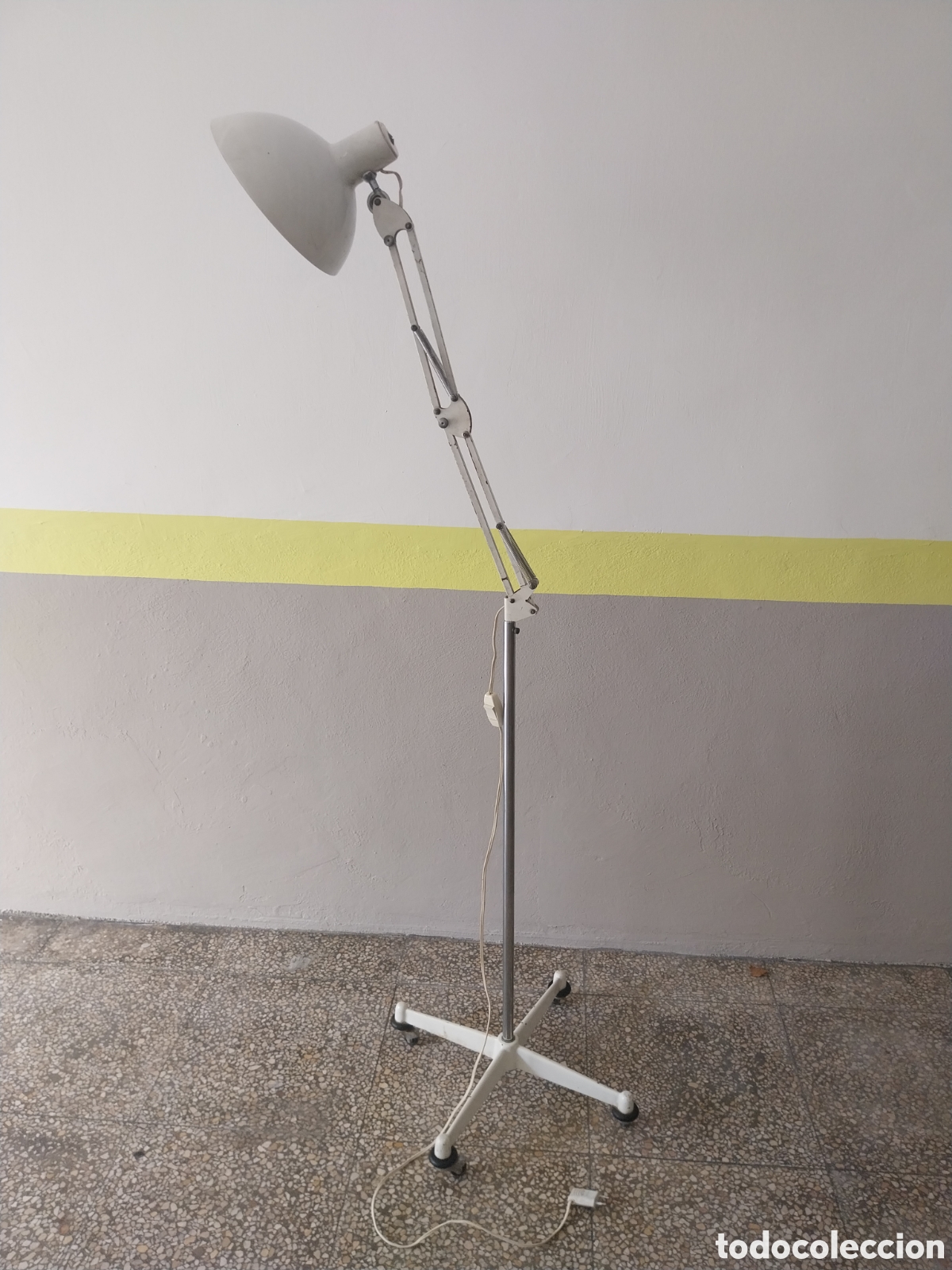 Antig&uuml;edades: Antigua l&aacute;mpara de medico - Foto 2