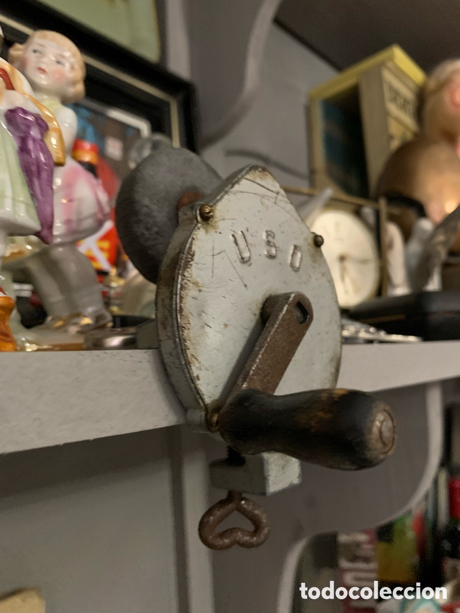 Antig&uuml;edades: Mini amoladora manual USO